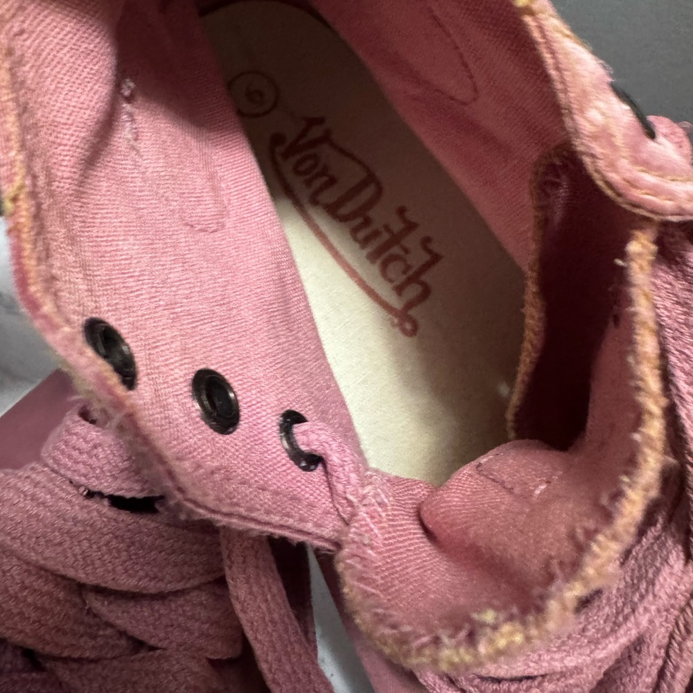 Von Dutch Vintage Y2K Pink Hightop Sneakers - Picture 7 of 8